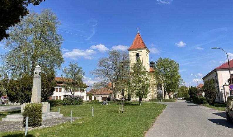 Prodej rodinného domu, Lužec nad Vltavou, 280 m2