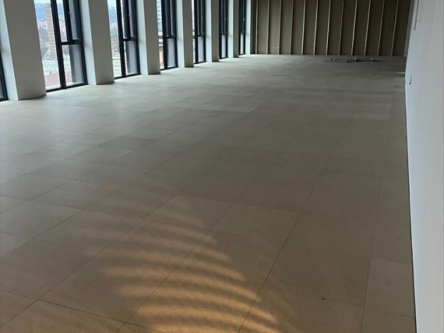 Pronájem kanceláře, Praha - Karlín, Sokolovská, 560 m2