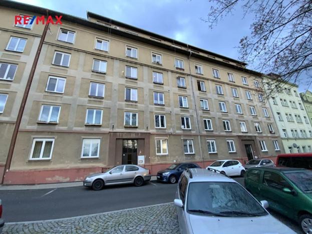 Prodej bytu 3+kk, Karlovy Vary, Majakovského, 69 m2