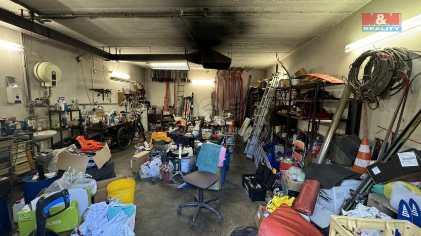 Prodej komerční nemovitosti, Plavy, 180 m2