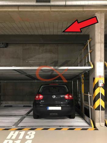 Pronájem garáže, Praha - Žižkov, V domově, 14 m2