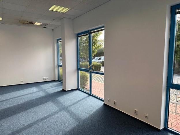 Pronájem kanceláře, Praha - Zličín, Na Radosti, 244 m2