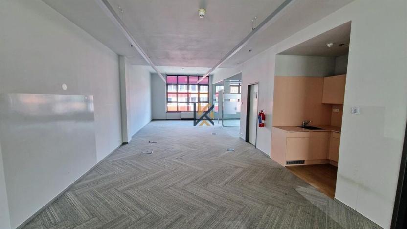 Pronájem kanceláře, Praha - Smíchov, Radlická, 434 m2