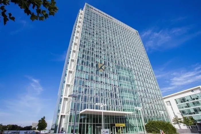 Pronájem kanceláře, Praha - Nusle, Hvězdova, 424 m2