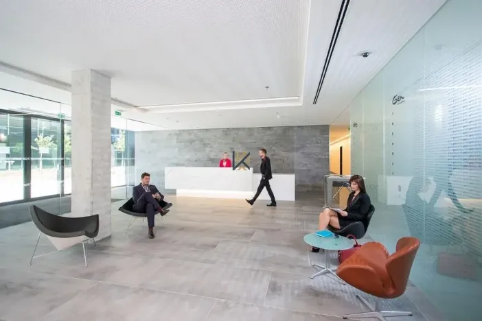 Pronájem kanceláře, Praha - Holešovice, Argentinská, 1893 m2