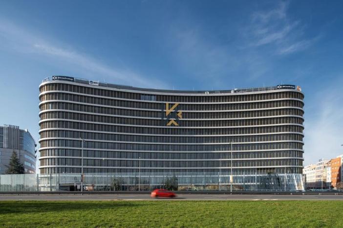 Pronájem kanceláře, Praha - Nusle, Pikrtova, 929 m2