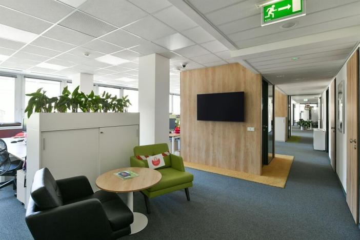 Pronájem kanceláře, Praha - Smíchov, Plzeňská, 1158 m2