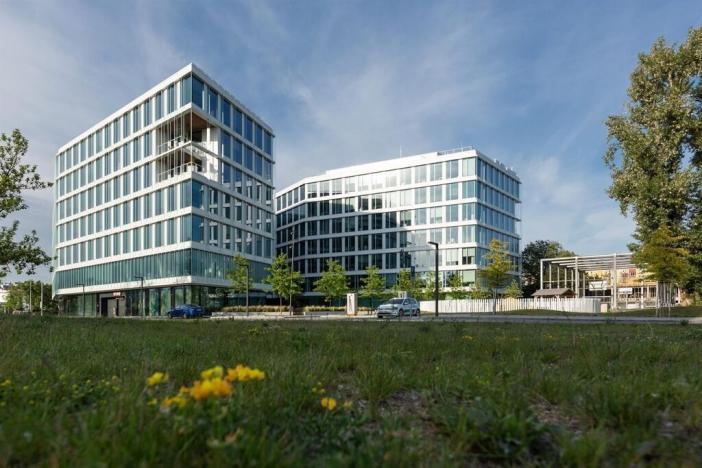 Pronájem kanceláře, Praha - Holešovice, Plynární, 824 m2