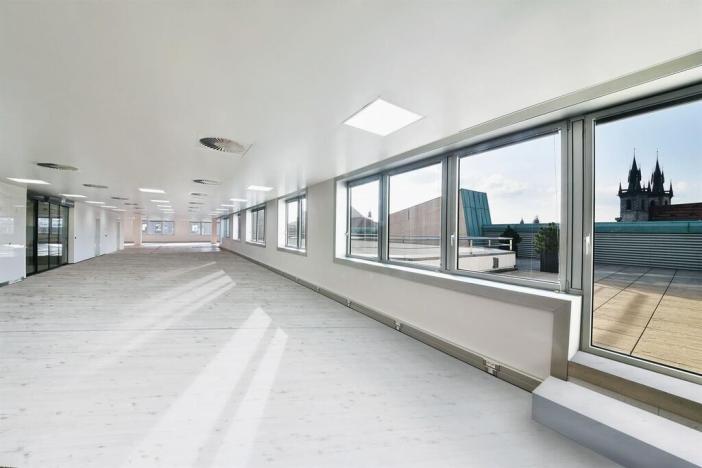 Pronájem kanceláře, Praha - Staré Město, Na příkopě, 637 m2