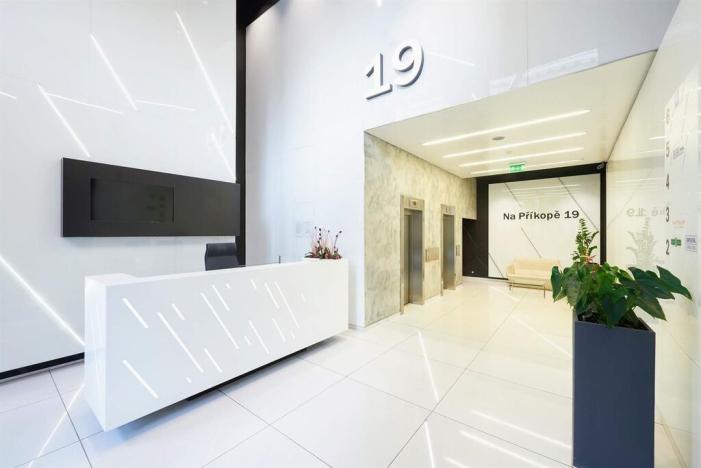 Pronájem kanceláře, Praha - Staré Město, Na příkopě, 637 m2
