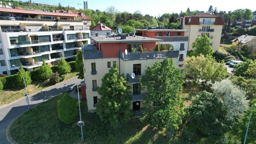 Prodej bytu 3+1, Praha - Smíchov, Na Hřebenkách, 96 m2