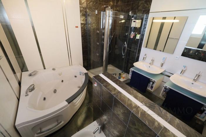 Prodej bytu 3+1, Praha - Smíchov, Na Hřebenkách, 96 m2