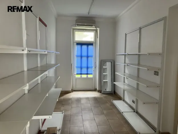Prodej obchodního prostoru, Karlovy Vary, Bulharská, 92 m2