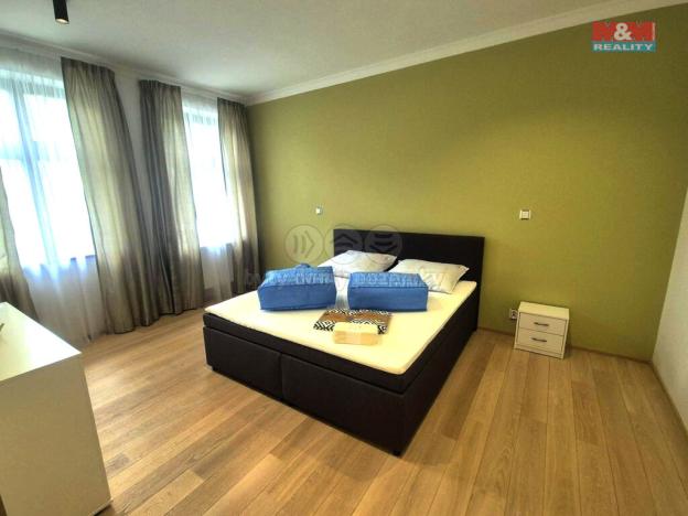 Pronájem bytu 2+kk, Chomutov, Klostermannova, 100 m2