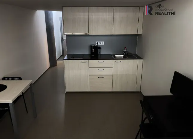 Pronájem bytu 2+kk, Zlín, J. A. Bati, 41 m2