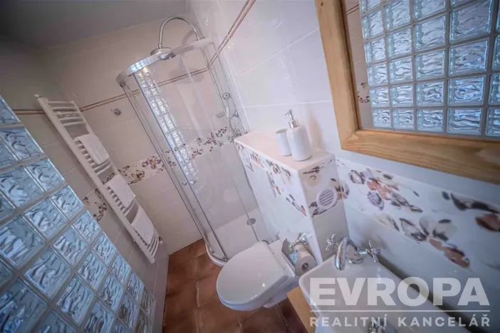 Prodej chalupy, Jablonec nad Jizerou, 200 m2