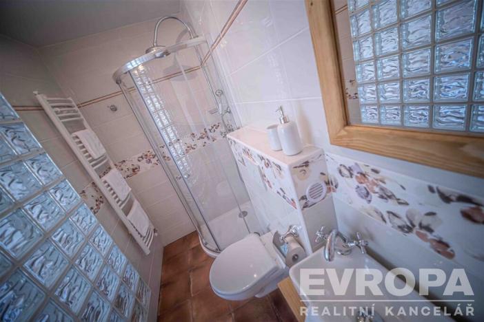 Prodej ubytování, Jablonec nad Jizerou, 200 m2