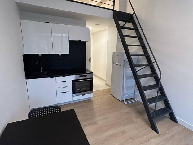 Pronájem bytu 1+kk, Praha - Hloubětín, Poděbradská, 32 m2