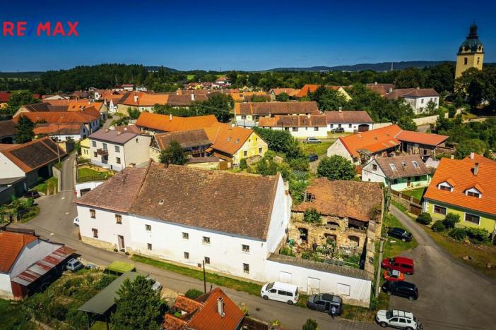 Prodej rodinného domu, Putim, 500 m2