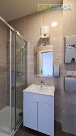 Pronájem kanceláře, Benešov, 130 m2