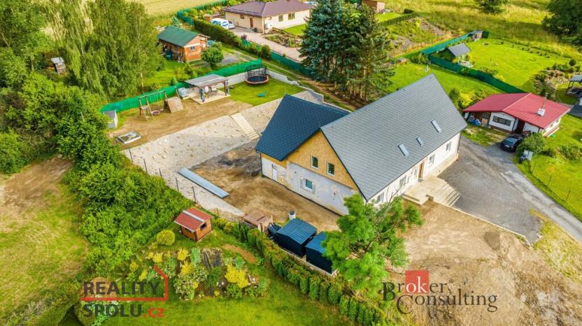 Prodej rodinného domu, Nová Ves, 400 m2