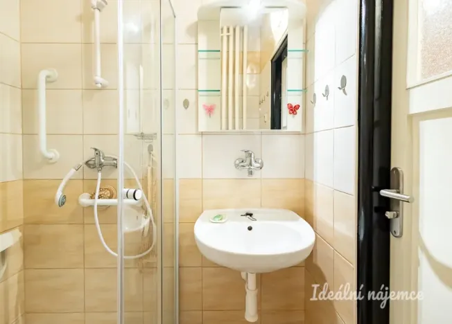 Pronájem bytu 2+kk, Praha - Michle, U plynárny, 38 m2
