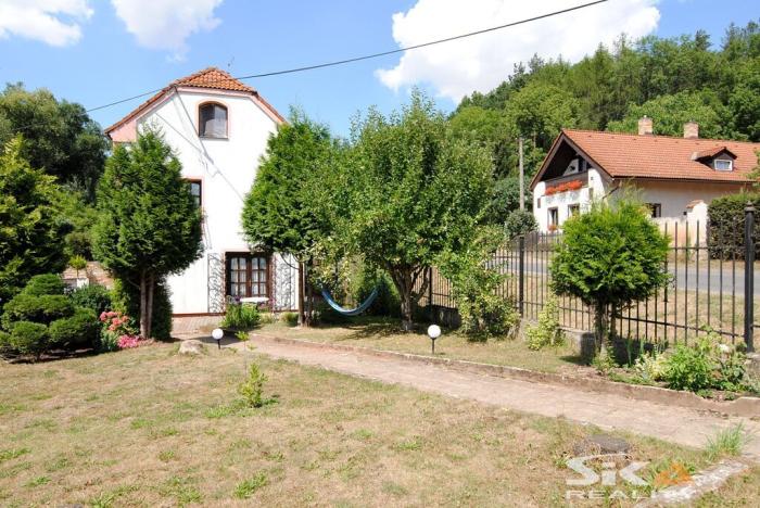 Prodej rodinného domu, Pnětluky - Konětopy, 200 m2