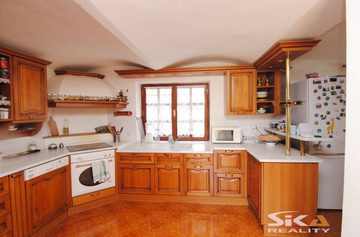 Prodej rodinného domu, Pnětluky - Konětopy, 200 m2