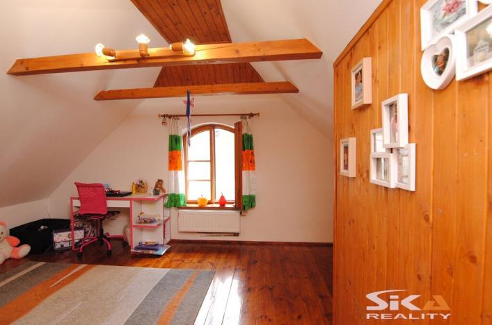 Prodej rodinného domu, Pnětluky - Konětopy, 200 m2