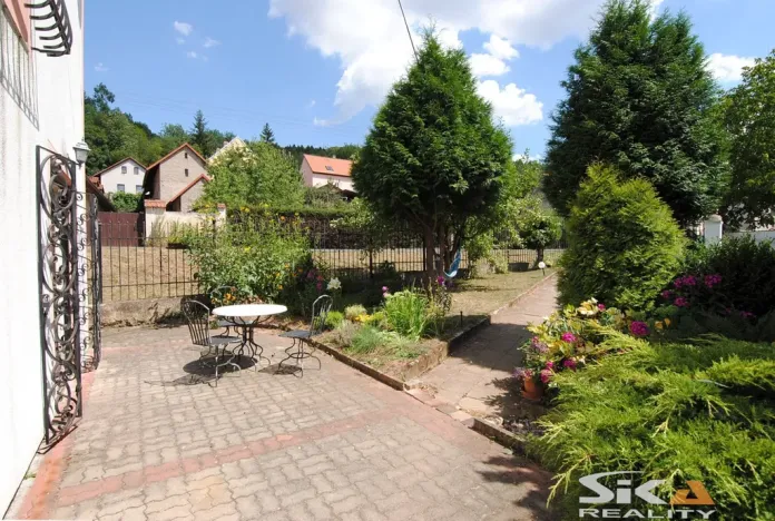 Prodej rodinného domu, Pnětluky - Konětopy, 200 m2