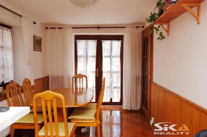 Prodej rodinného domu, Pnětluky - Konětopy, 200 m2