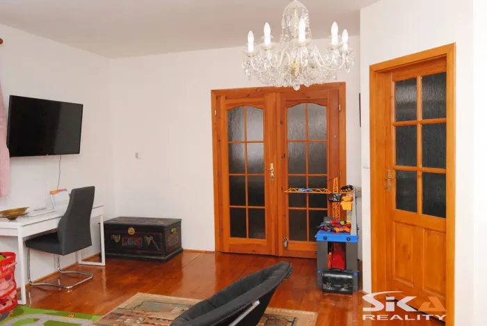 Prodej rodinného domu, Pnětluky - Konětopy, 200 m2