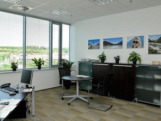 Pronájem kanceláře, Praha - Stodůlky, Bucharova, 410 m2