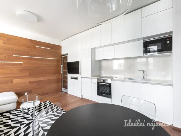 Pronájem bytu 2+kk, Praha - Stodůlky, Petržílkova, 43 m2