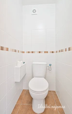 Pronájem bytu 1+kk, Brno - Židenice, Čejkovická, 33 m2