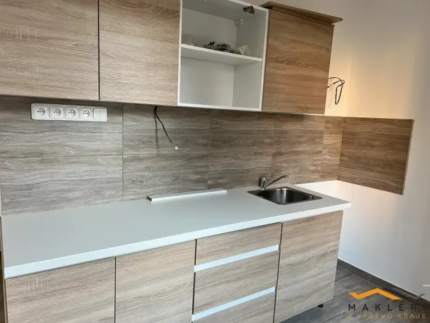 Pronájem bytu 3+1, Znojmo, Dr. Milady Horákové, 64 m2