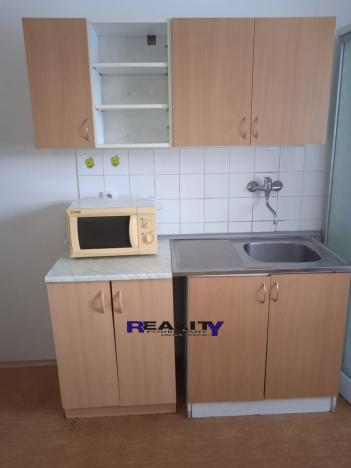 Pronájem bytu 1+kk, Podbořany, Dukelská, 23 m2