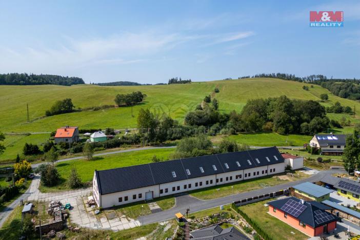 Prodej výrobních prostor, Valšov, 2000 m2