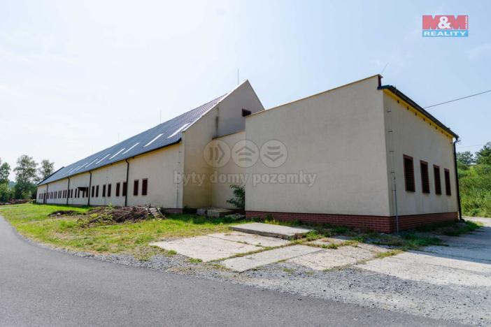 Prodej výrobních prostor, Valšov, 2000 m2