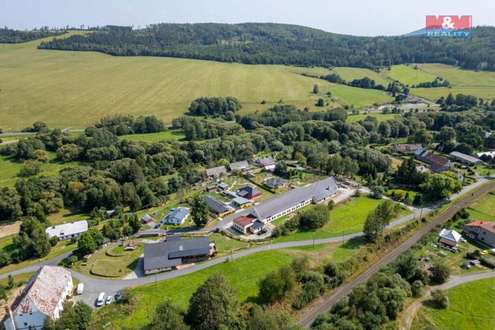 Prodej výrobních prostor, Valšov, 2000 m2
