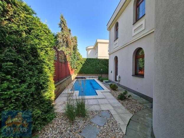 Pronájem vily, Praha - Nebušice, Nebušická, 539 m2