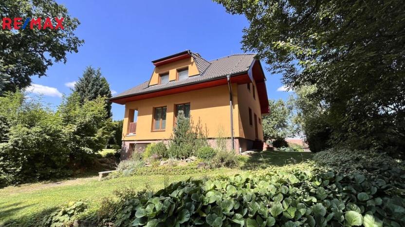 Prodej rodinného domu, Bácovice, 142 m2