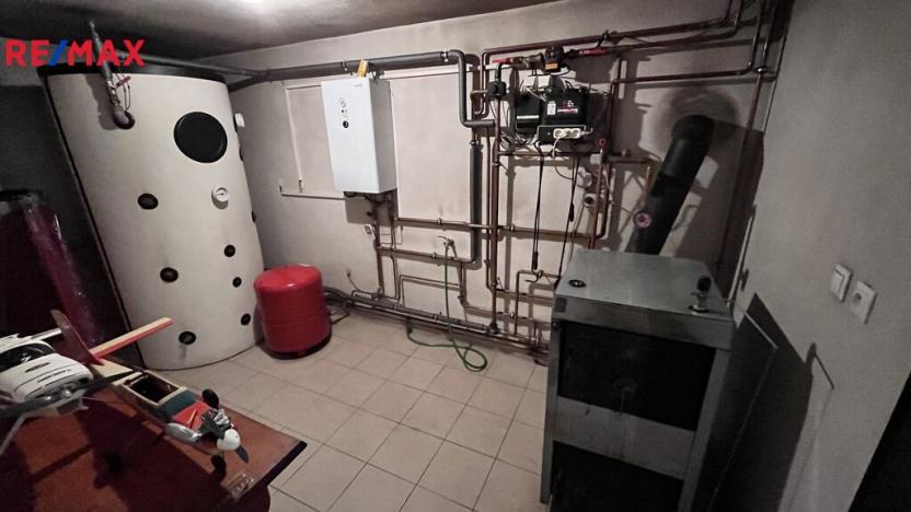 Prodej rodinného domu, Bácovice, 142 m2