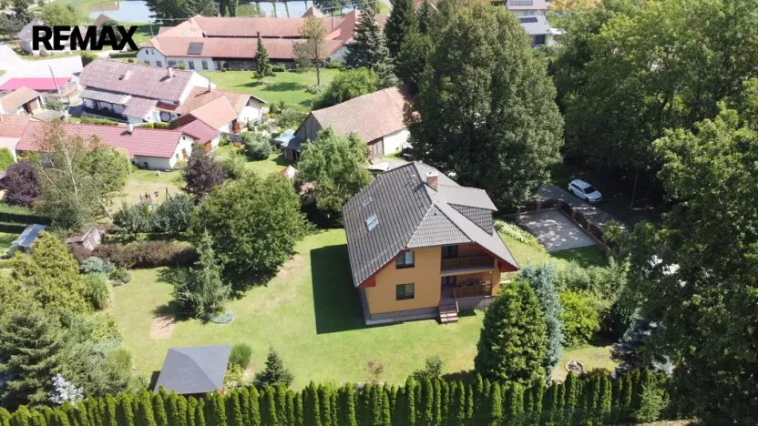 Prodej rodinného domu, Bácovice, 142 m2