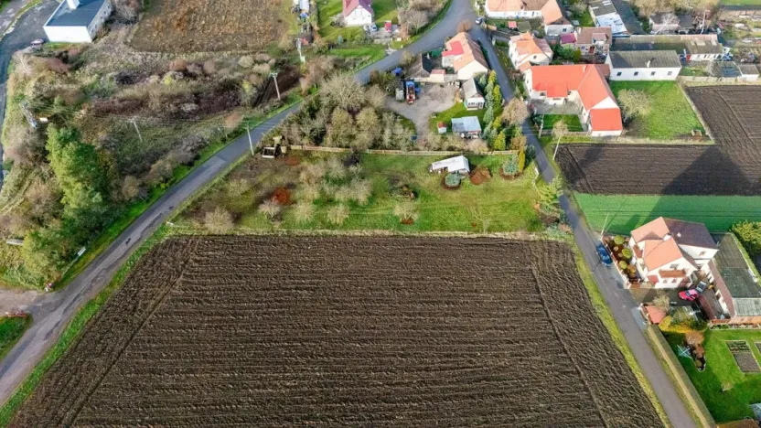 Prodej pozemku pro bydlení, Beroun, 2439 m2