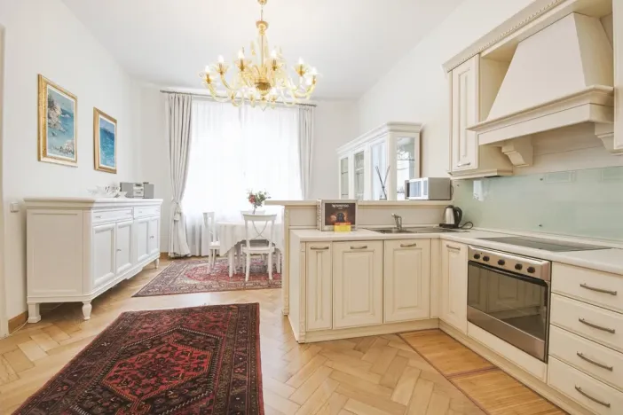 Pronájem bytu 3+kk, Praha - Nové Město, Truhlářská, 79 m2