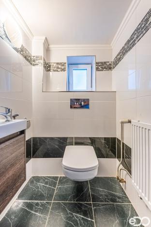 Prodej rodinného domu, Sezemice, Komenského, 190 m2