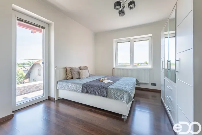 Prodej rodinného domu, Sezemice, Komenského, 190 m2