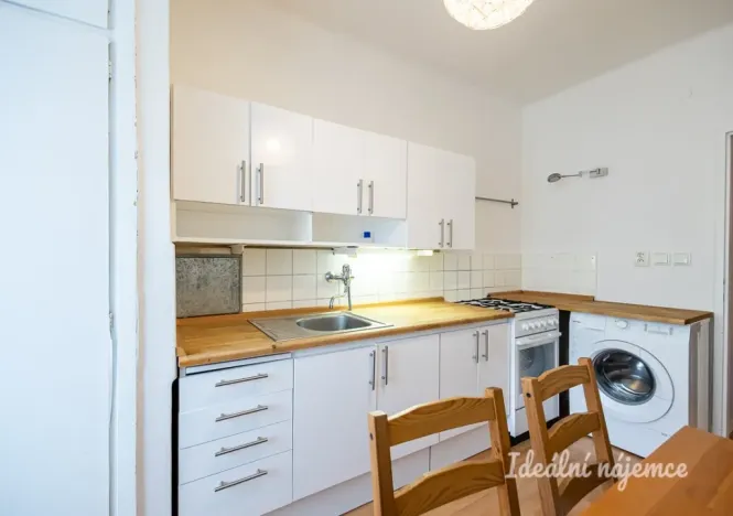 Pronájem bytu 2+1, Praha - Vršovice, Jerevanská, 64 m2