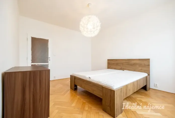 Pronájem bytu 2+1, Praha - Vršovice, Jerevanská, 64 m2